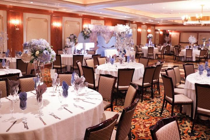 Ballroom/Hall 82 of 105