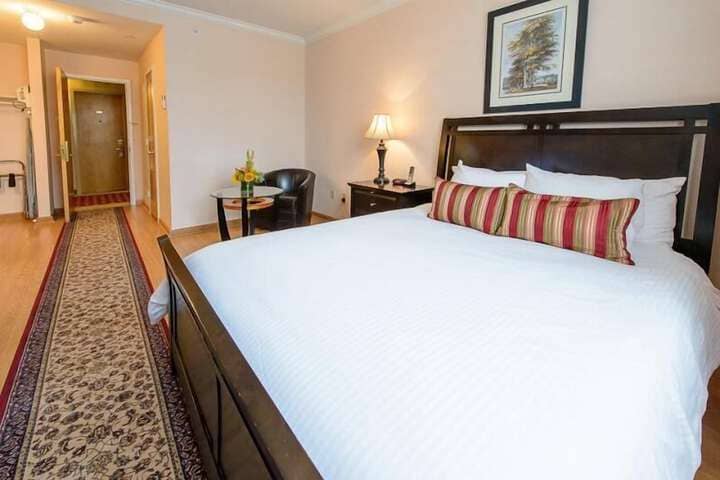 Room 20 of 105