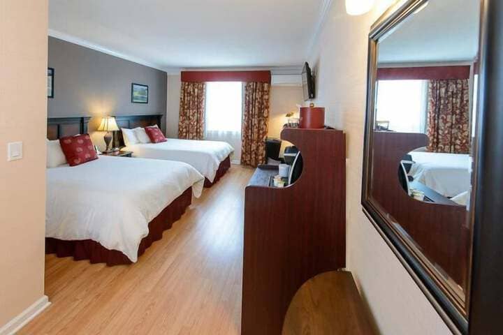 Room 32 of 105